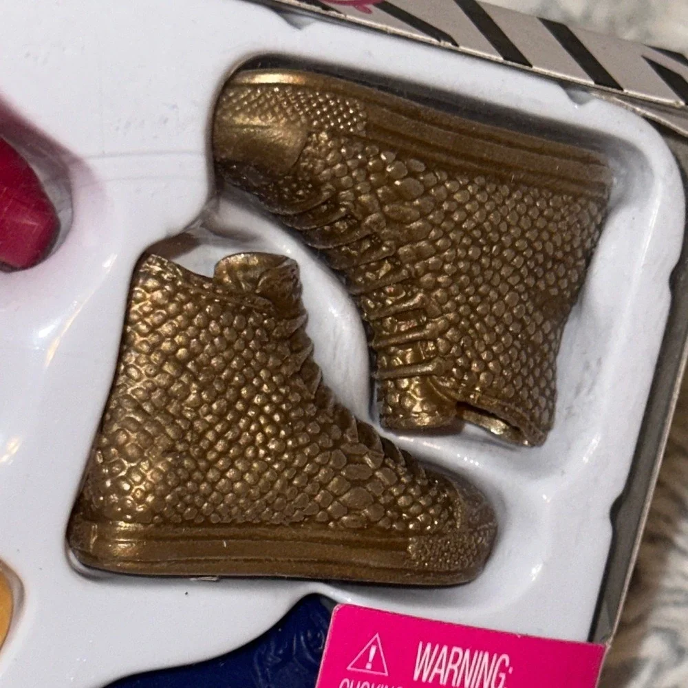 Barbie Doll Accessories 4 Pack Flat Shoes Red Bronze Tan Navy GJN53 GHW73 NEW